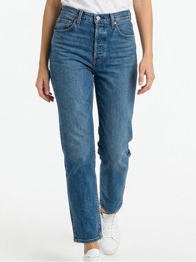 Levis Ribcage Straight Jeans Womens 32 Medium Wash Ultra High Rise 79078-0016‎